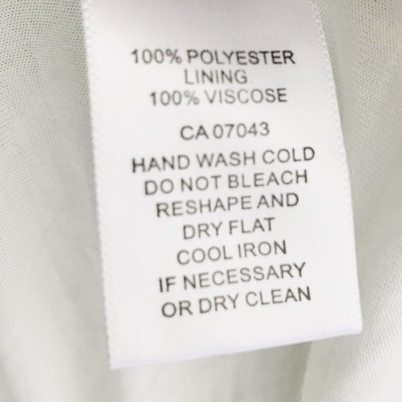 🎀Cable & Gauge XL Embroidered Lace Front White Ladies Sleeveless Top - Picture 5 of 5